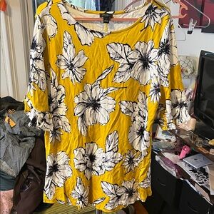 Ann Taylor Factory Yellow Floral Short Sleeve Top